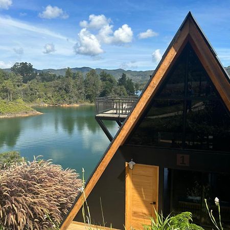 Gretel Chalets Suizo Guatape Exterior photo